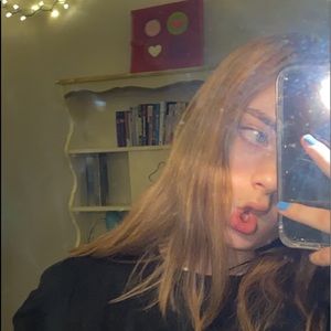 Meet your Posher, Lauren